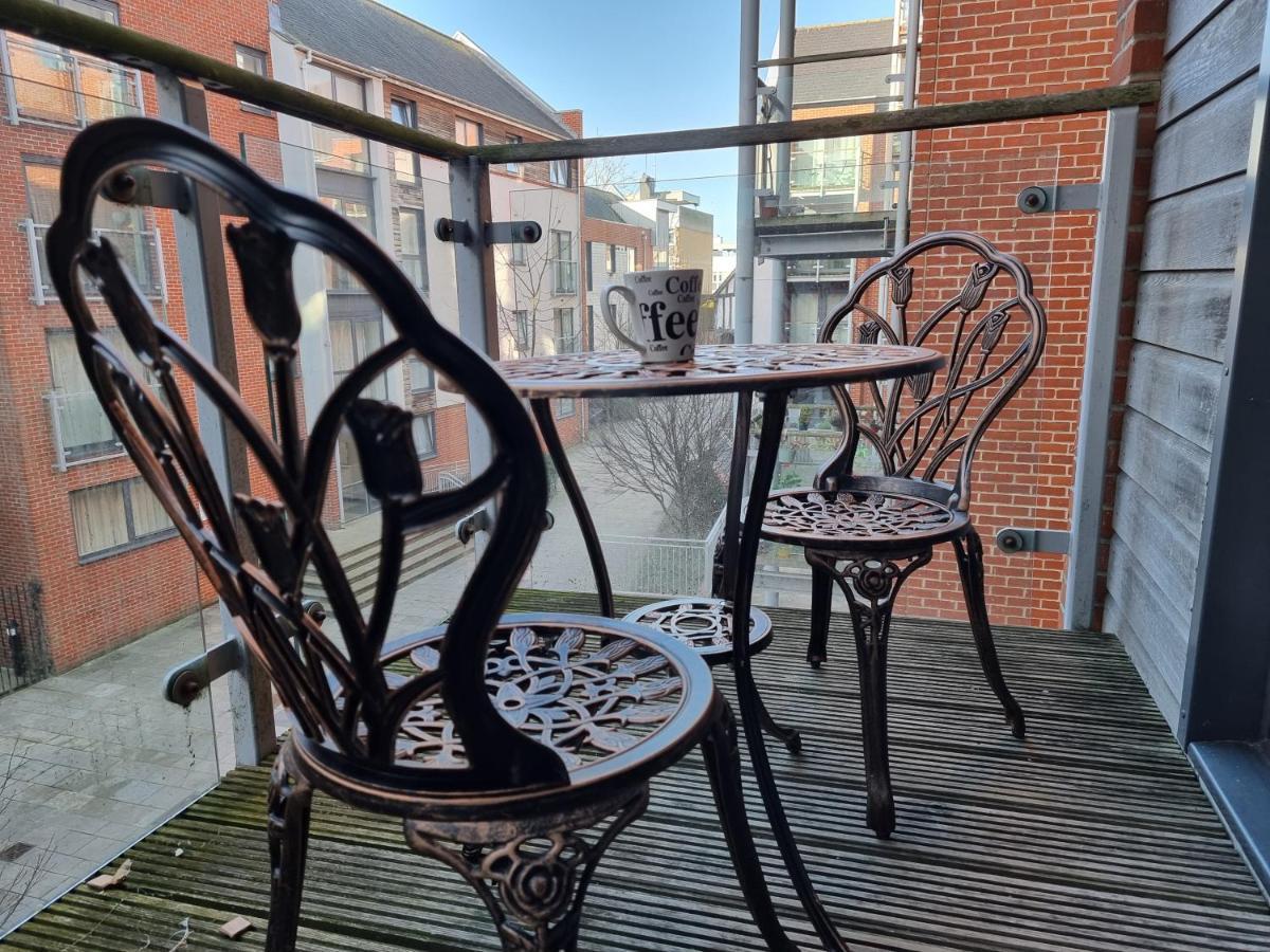 High Street - 2Bd Apt - King Beds - Parking - Wise Stays Southampton Exterior foto